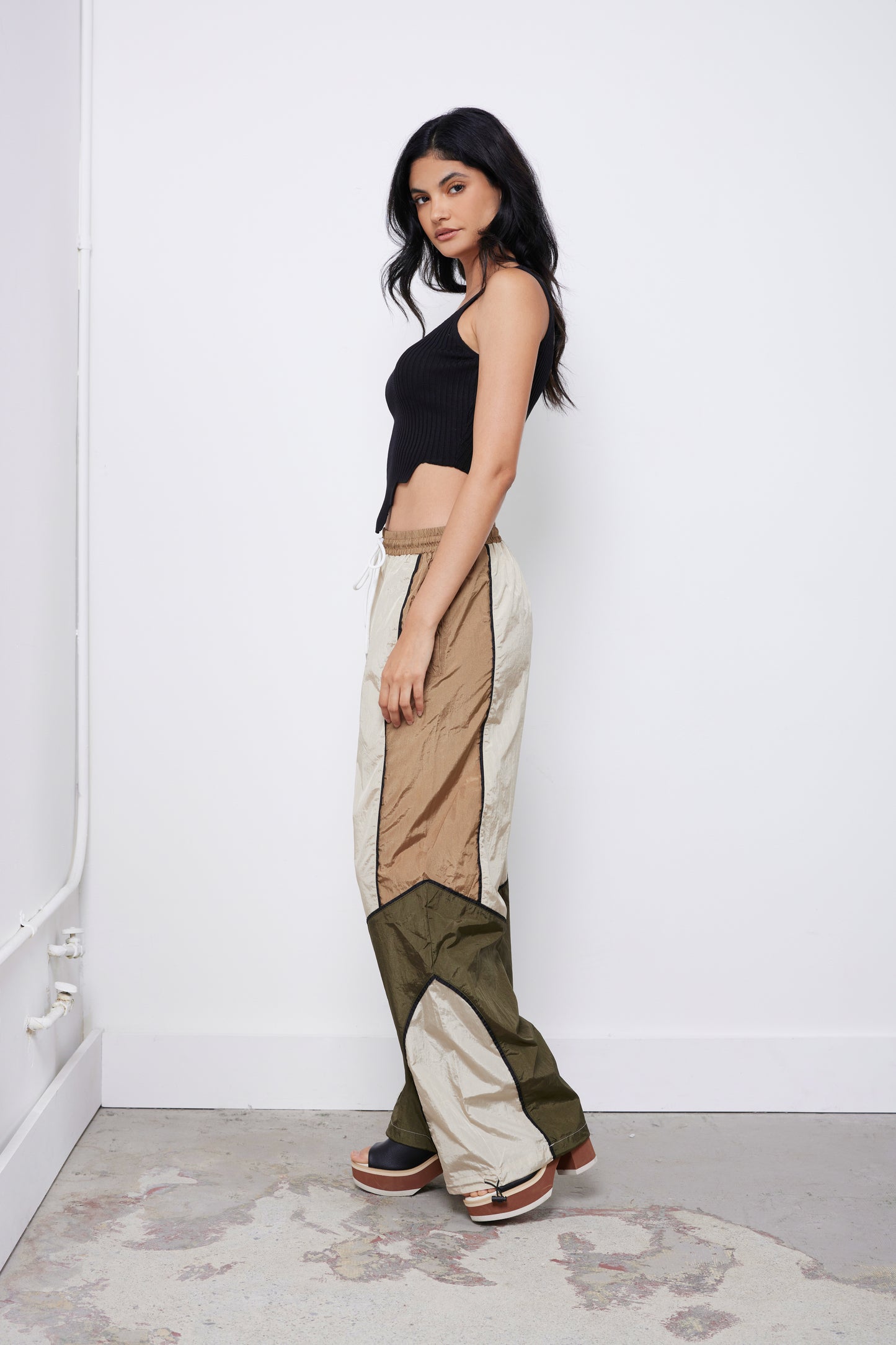 Weekend Festival Black Top