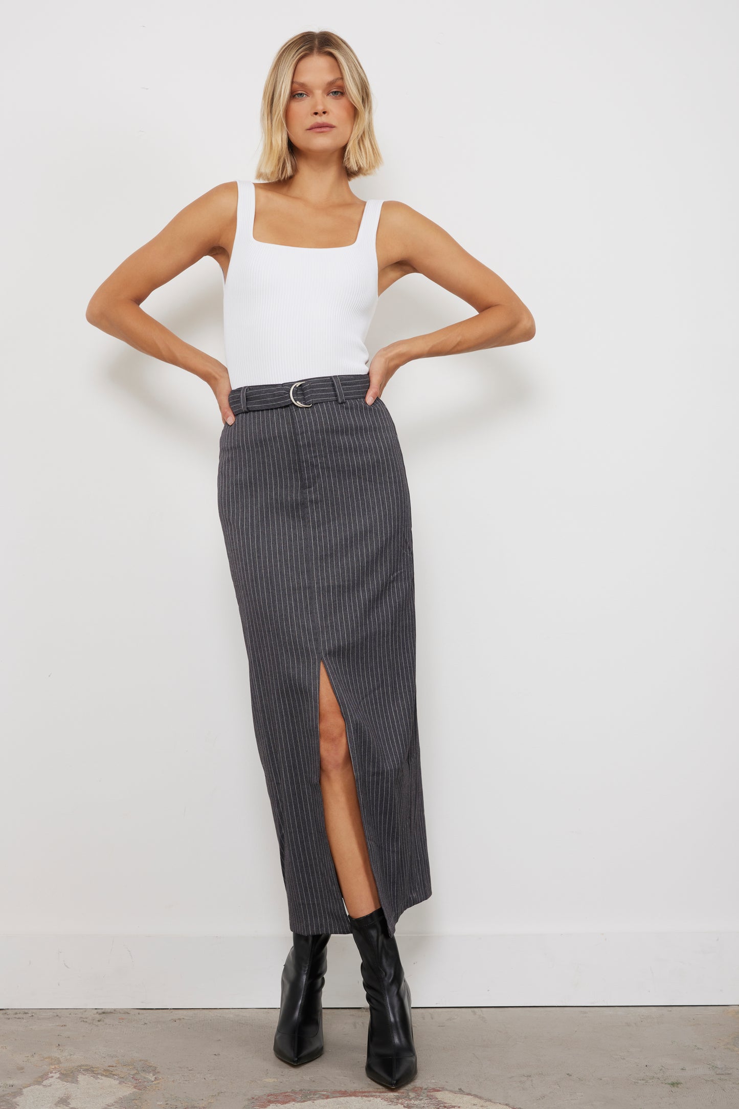 Morning Meetings Gray Pinstripe Skirt