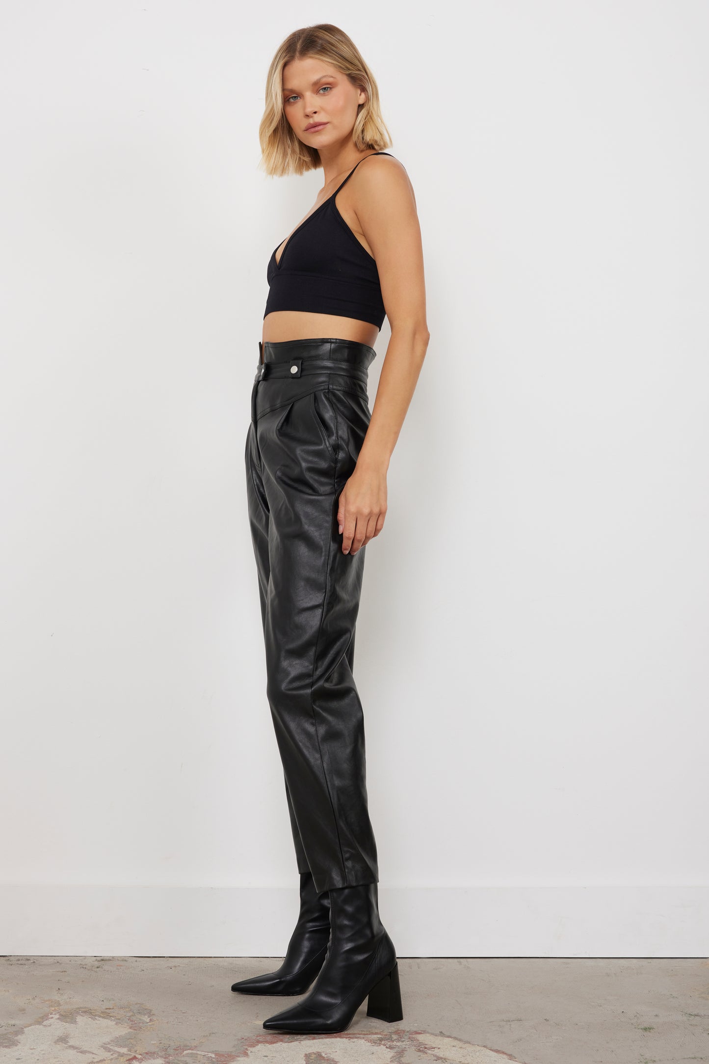 Aden Black Seamless Bralette Top