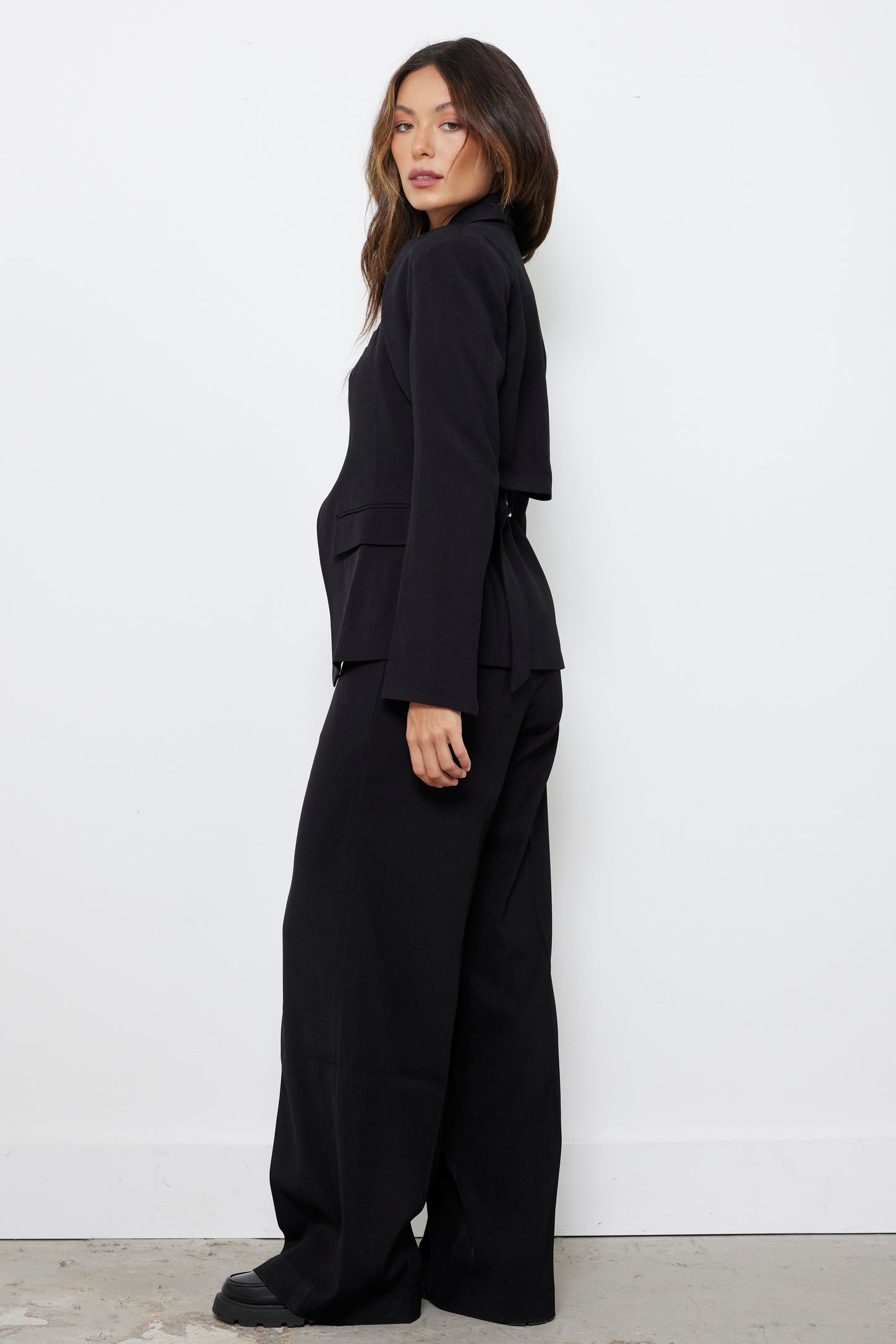 Penelope Black Blazer Set