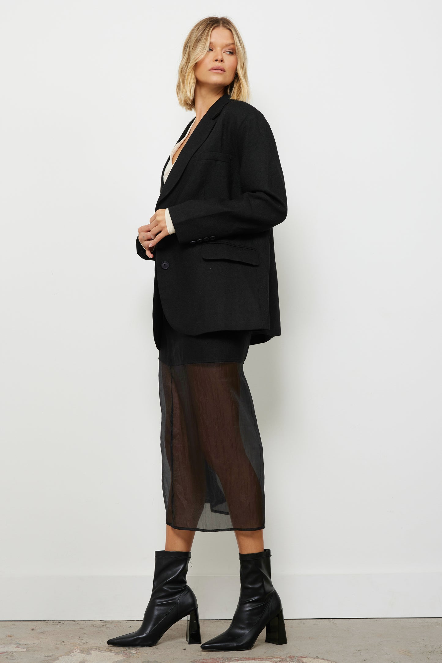 In Charge Black Set