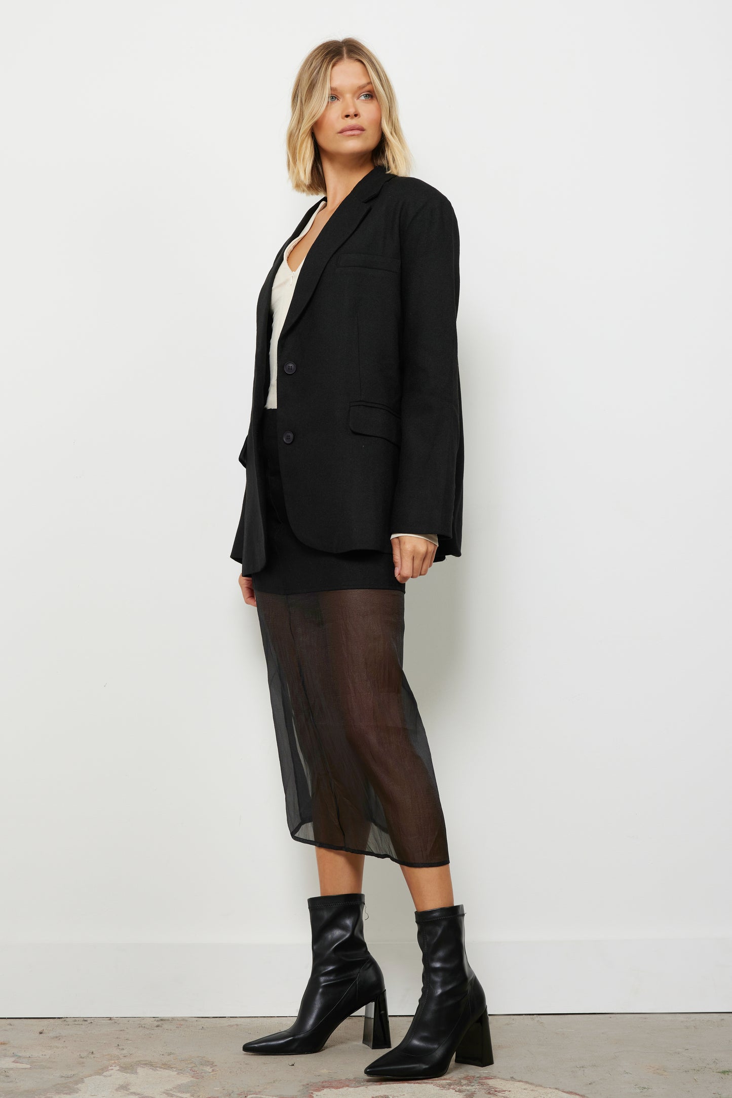 In Charge Black Set