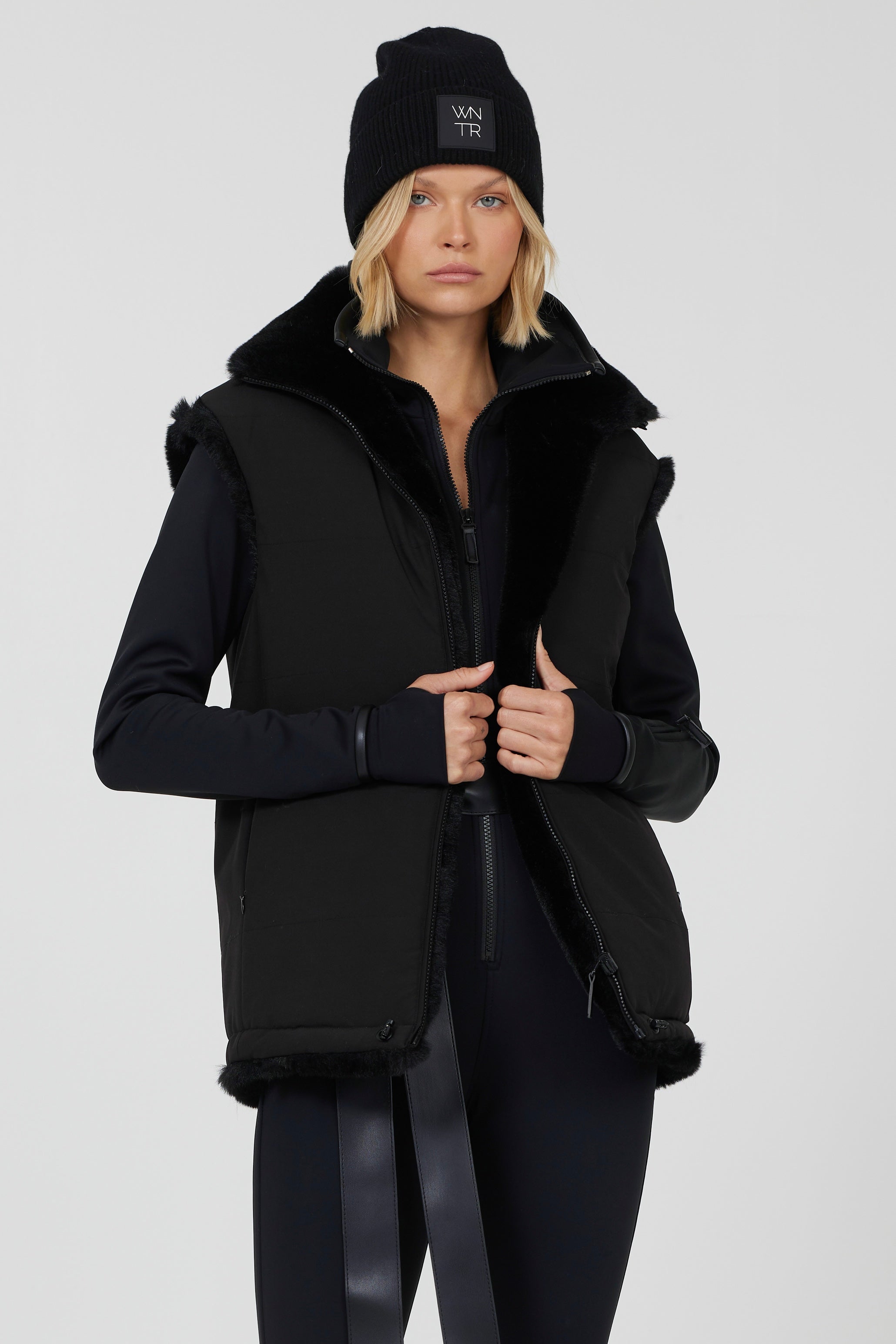 WNTR Onyx Vest
