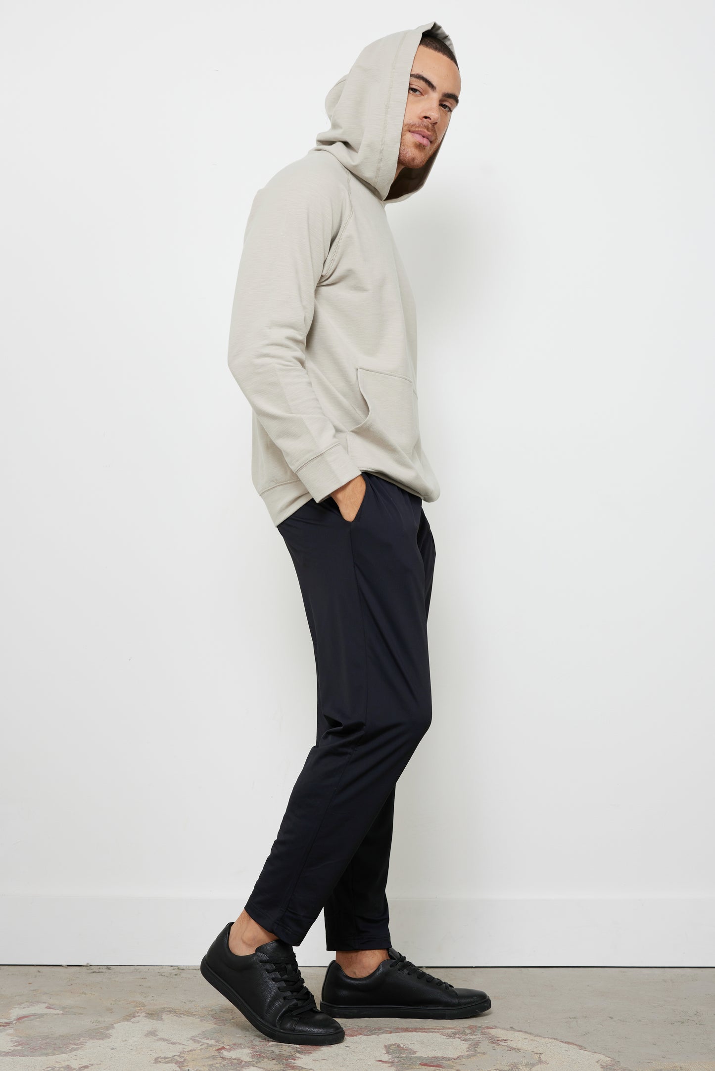 Onyx Men’s Black Jogger Pants