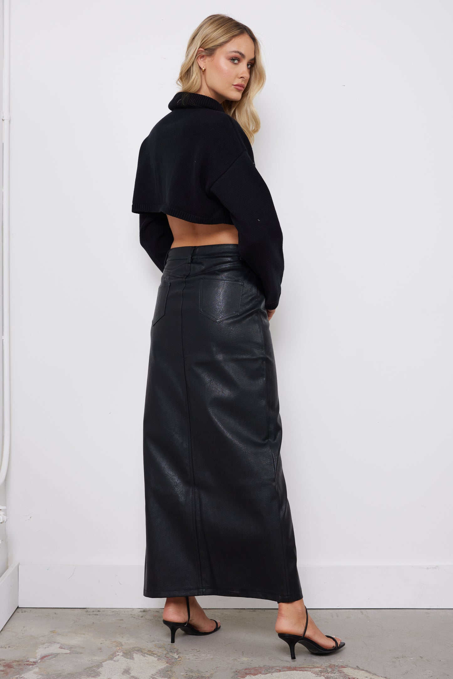 Marley Black Top