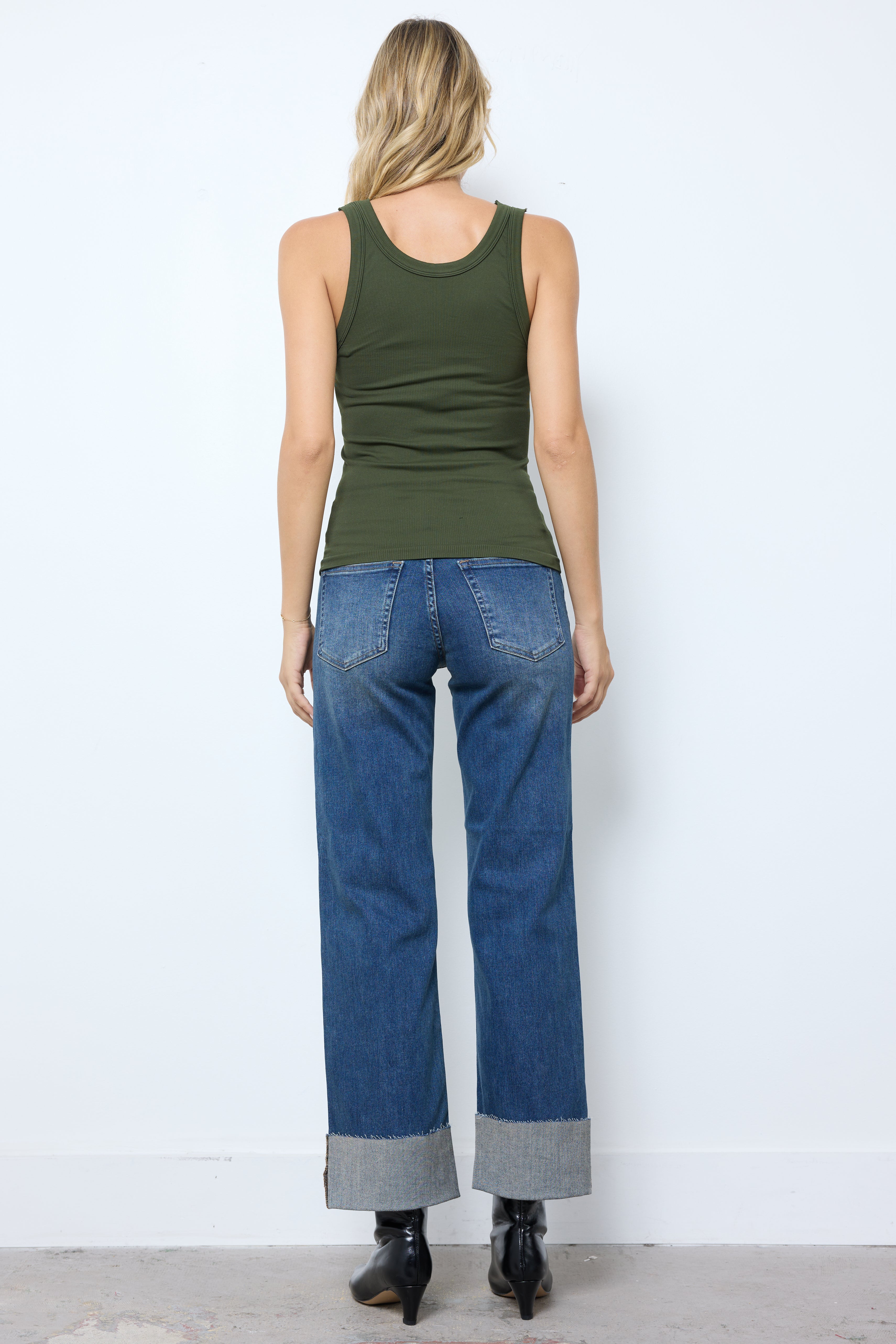 Cuff It Vintage Dark Denim Jeans