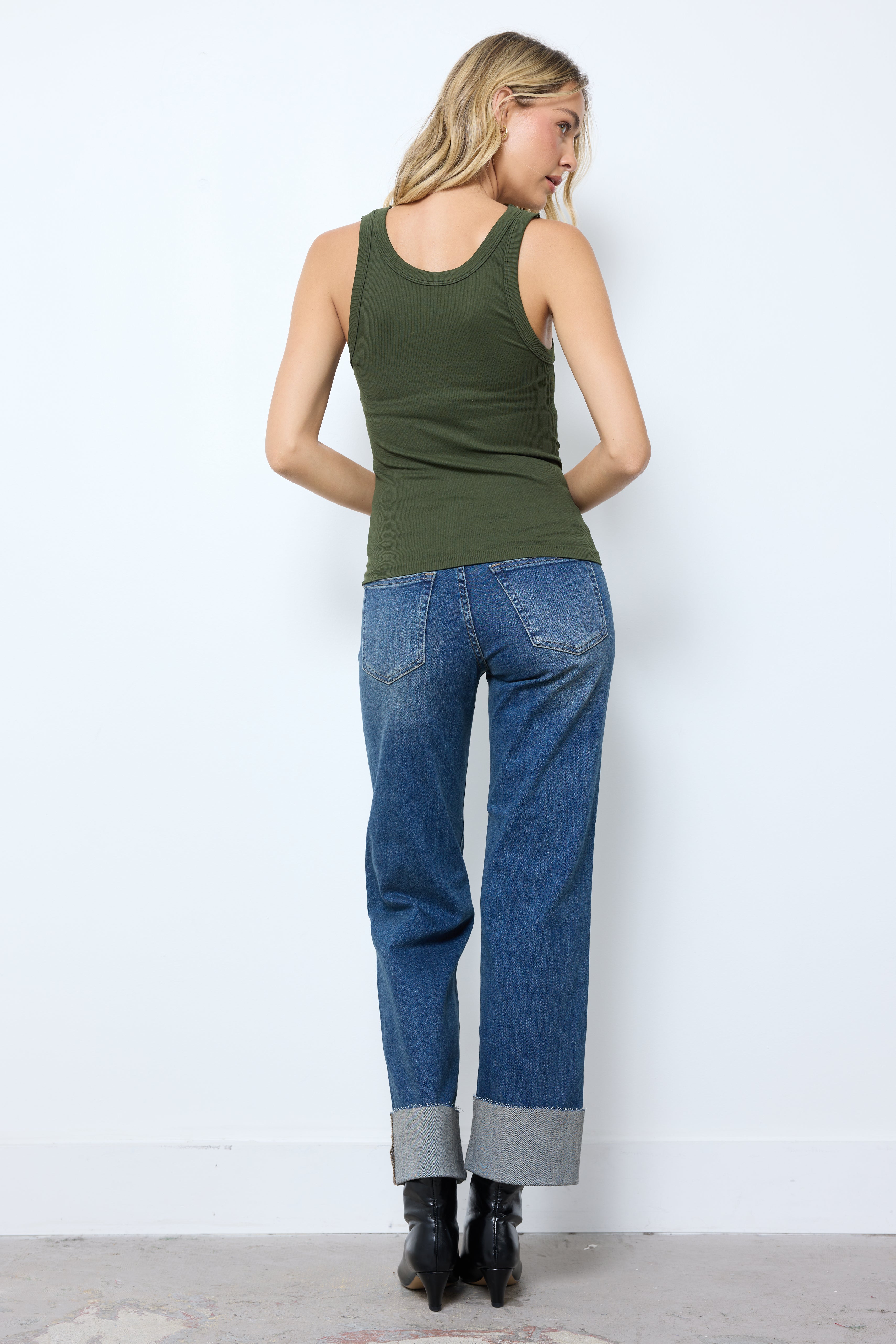 Cuff It Vintage Dark Denim Jeans