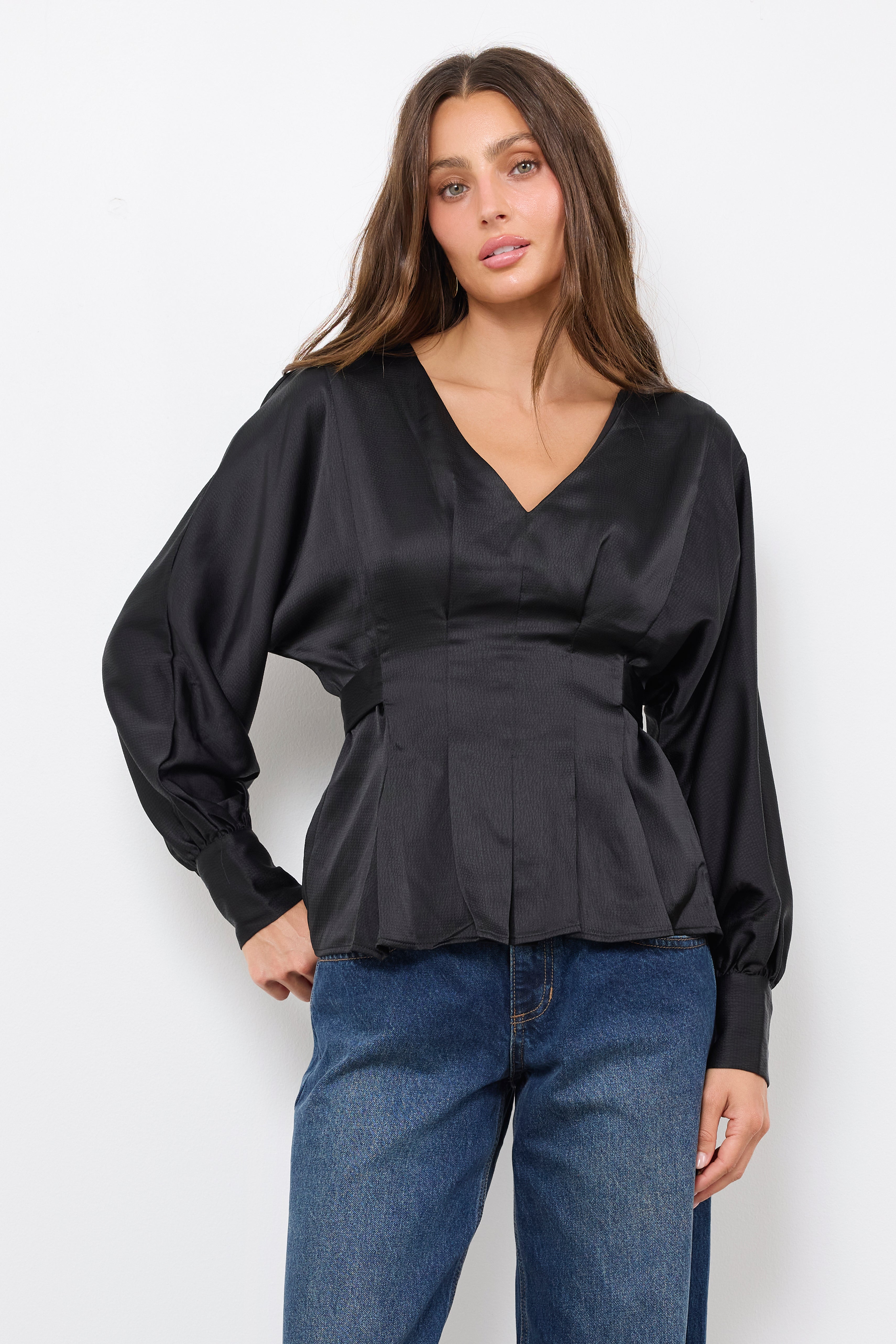 Halsey Black Top
