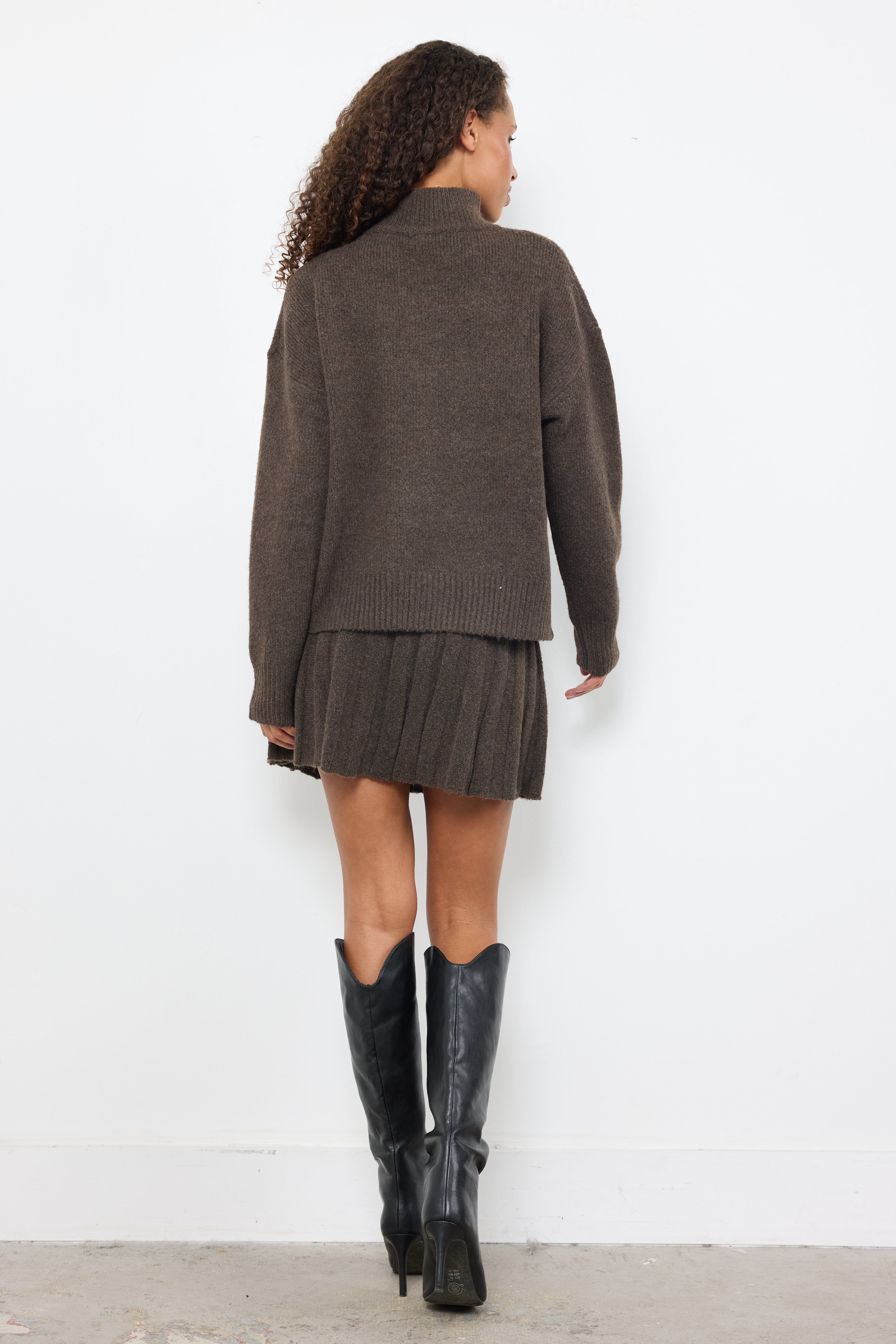 Camille Dark Brown Set