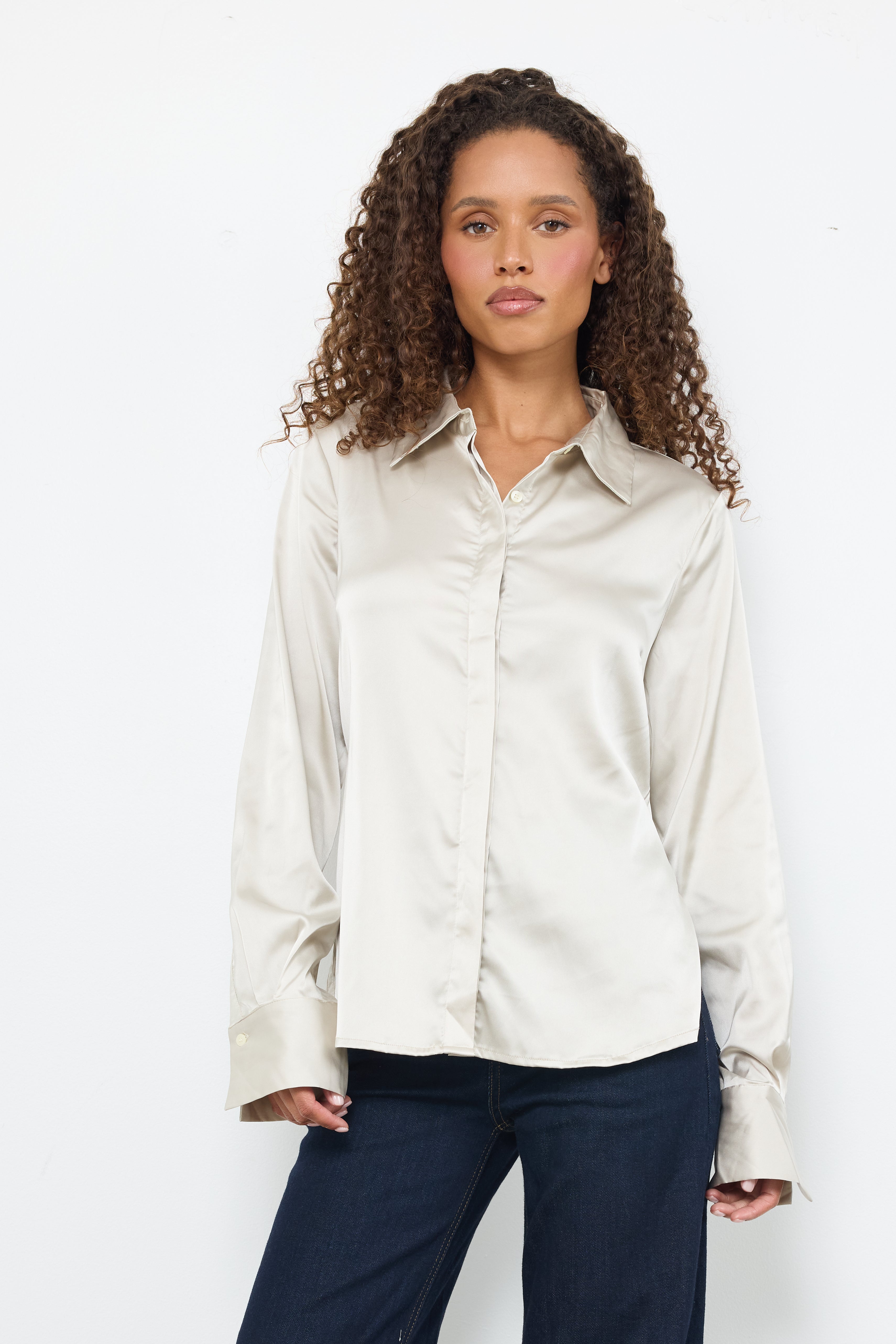 Serving Looks Light Grey Top