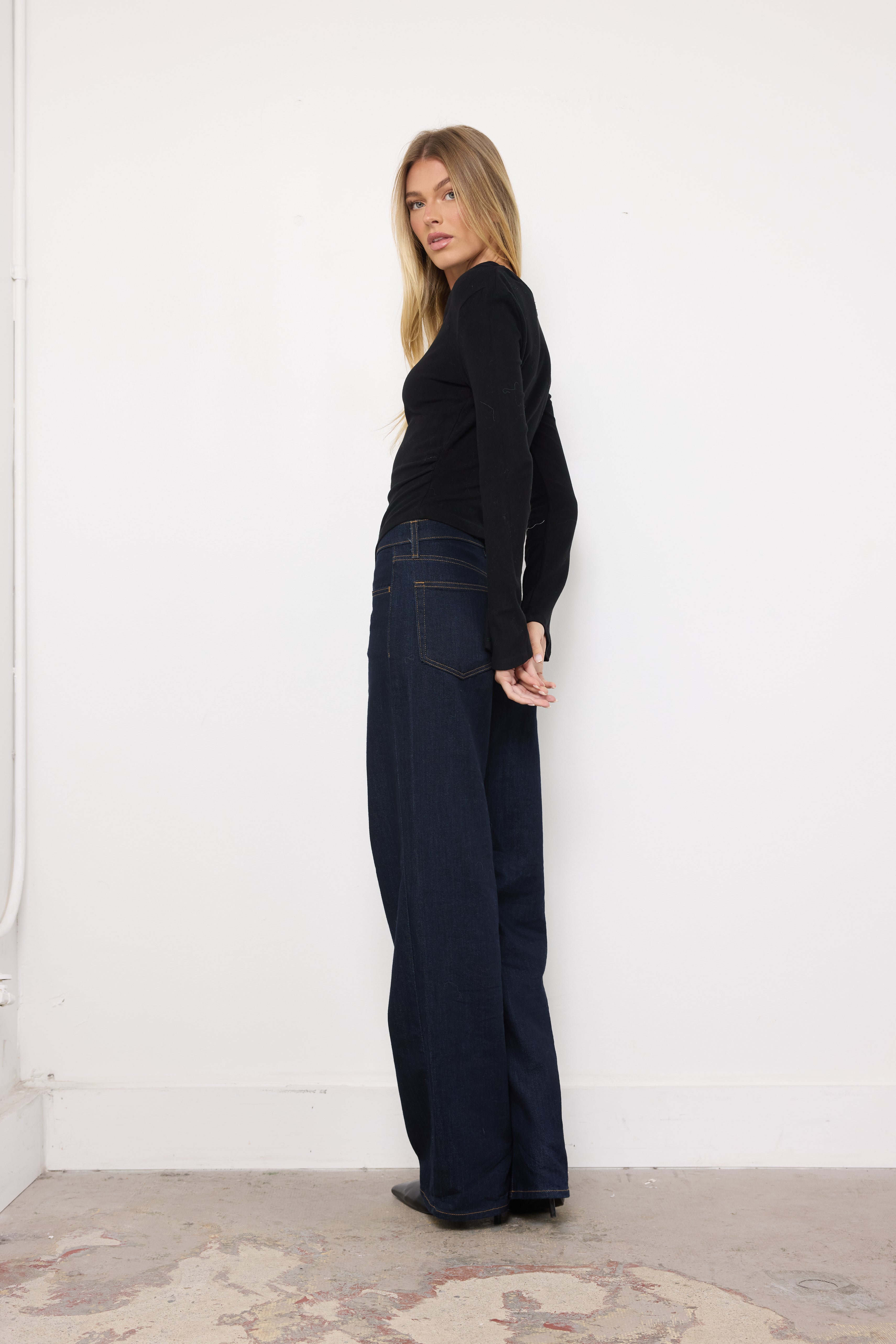 Working Remotely Black Top