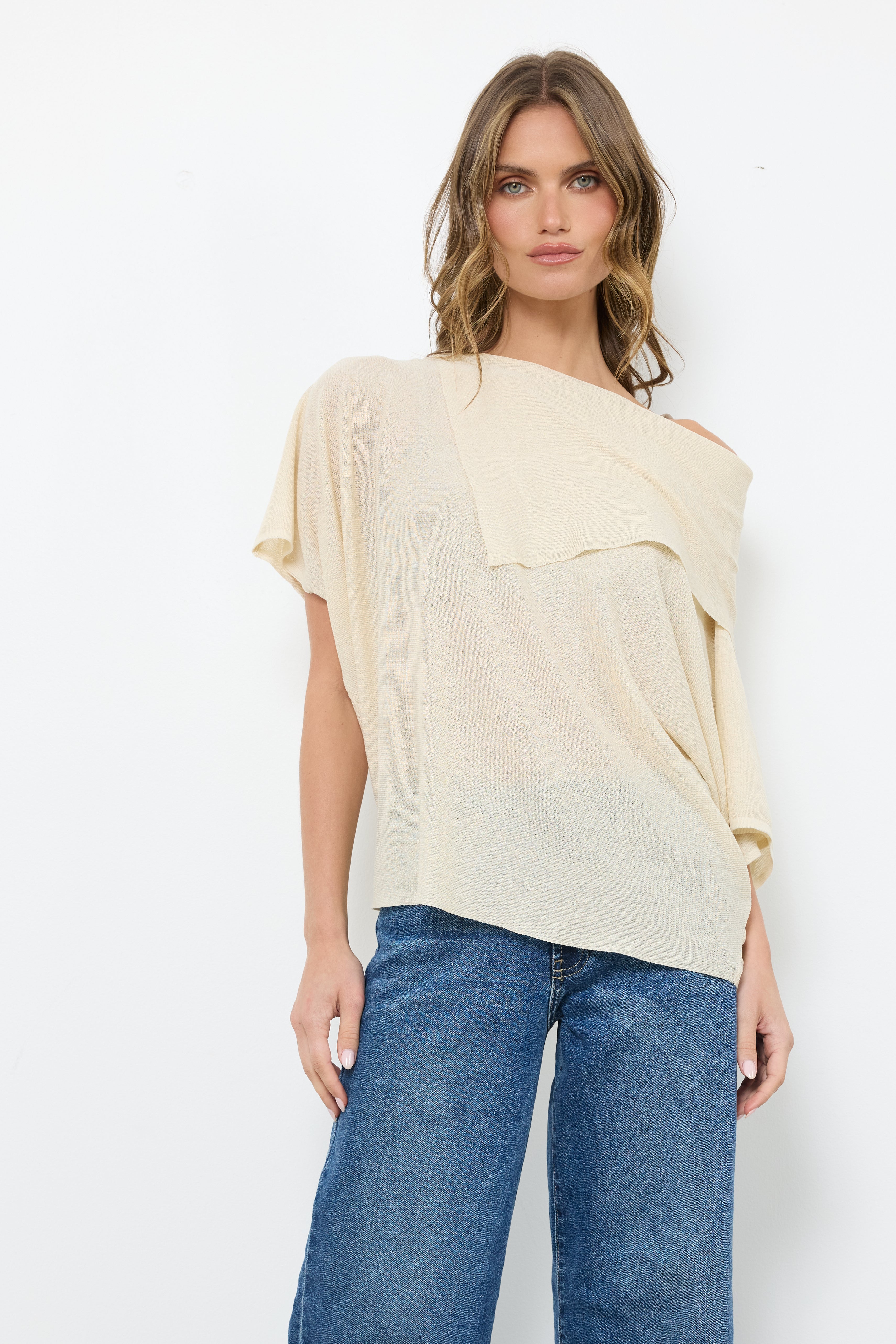 Elizabeth Sand Top