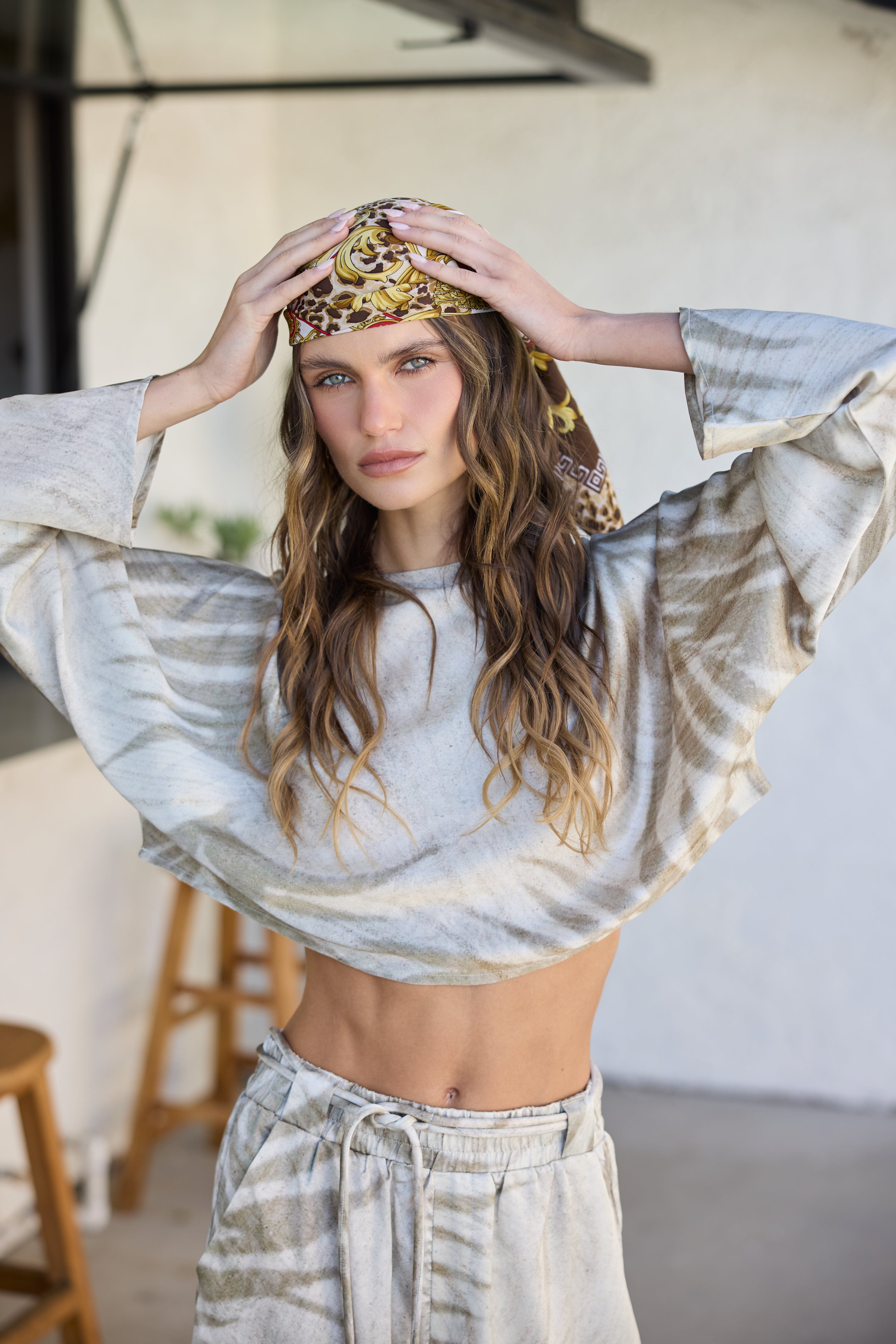 Continental Breakfast Sandstone Palm Top